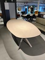 -MOBITEC- Eclipse, Huis en Inrichting, Tafels | Eettafels, Ophalen, 150 tot 200 cm, Eikenhout, Overige vormen