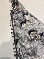 Prachtige zijde Ibiza sjaal, handwerk, zwart, be-witched, Kleding | Dames, Mutsen, Sjaals en Handschoenen, Be-witched, Ophalen of Verzenden