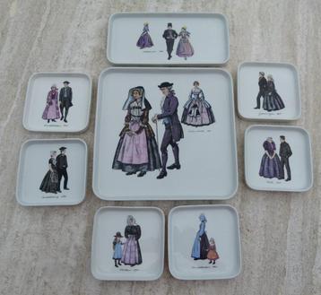V & B Nederlandse Klederdrachten Taart Gebak Schalen set beschikbaar voor biedingen