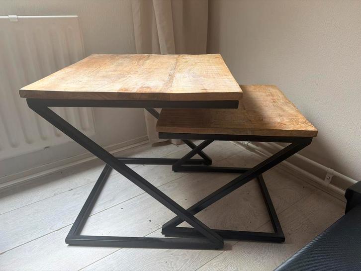 Mangohouten Bijzettafels - Industrieel Design, Huis en Inrichting, Tafels | Bijzettafels, Gebruikt, Vierkant, Minder dan 45 cm