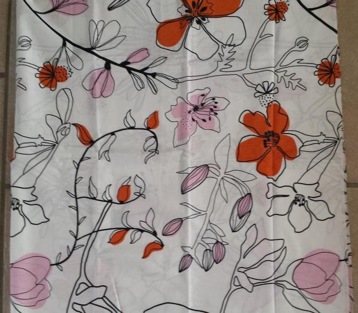 IKEA Stof / Lap Bloemen - S.Edholm/L.Ullenius 2008 - 150 cm, Hobby en Vrije tijd, Stoffen en Lappen, Nieuw, Katoen, 120 cm of meer