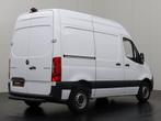 Mercedes-Benz Sprinter L1H2 | Multimedia Touchscreen | Camer, Auto's, Stof, Gebruikt, Zwart, 2000 kg