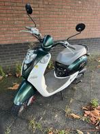 Sym Mio scooter – compleet voor onderdelen of sleutelproject, Fietsen en Brommers, Scooters | SYM, Gebruikt, Maximaal 45 km/u