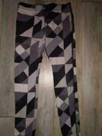 Nike Legging, Verzenden, Zo goed als nieuw, Meisje, Sport- of Zwemkleding