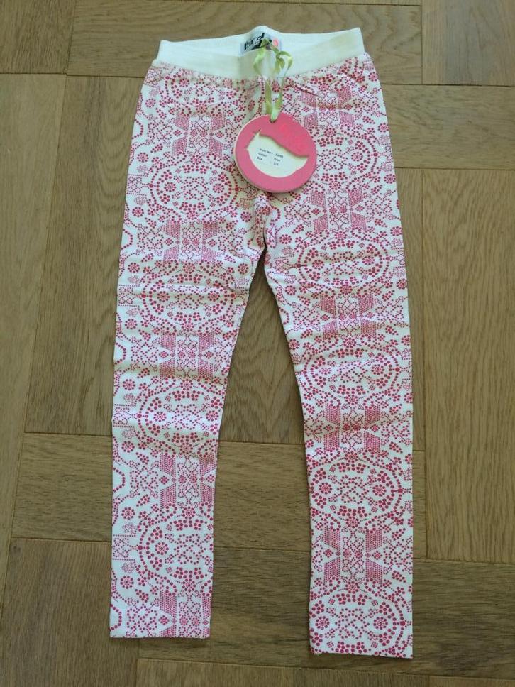 NIEUWE vrolijke wit/roze bewerkte legging Birds by D-rak 116, Kinderen en Baby's, Kinderkleding | Maat 116, Nieuw, Meisje, Broek