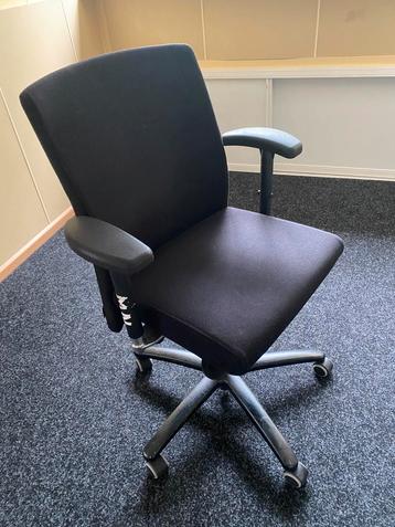 NETTE verstelbare ergonomische bureaustoel beschikbaar voor biedingen
