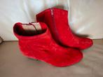 Mooie rode suède enkellaarzen - maat 39, Ophalen of Verzenden, Zo goed als nieuw, Rood, Lage of Enkellaarzen