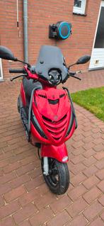 Piaggio Zip 2021 rood, Ophalen, Gebruikt, Maximaal 45 km/u, Zip