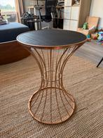 Fraaie bijzettafel, zwart en koper kleurig, Minder dan 55 cm, Rond, Zo goed als nieuw, Hout