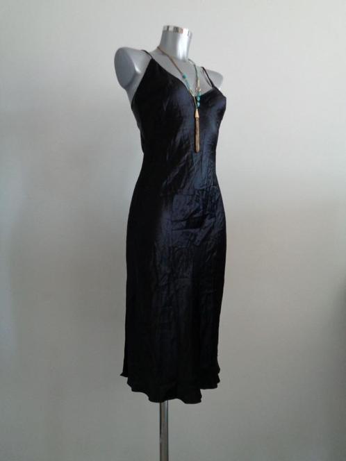 Jorando Italy zwarte zijden jurk, IT440NL38 NIEUW, Kleding | Dames, Jurken, Nieuw, Maat 38/40 (M), Zwart, Onder de knie, Verzenden