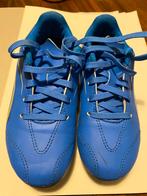 Kids football shoes , EURO size 31, Sport en Fitness, Voetbal, Maat XS of kleiner, Ophalen of Verzenden, Zo goed als nieuw, Schoenen