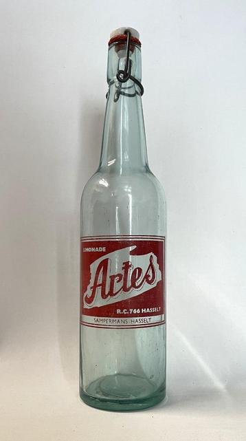Limonadefles "Artes" Jos Sampermans Hasselt jaren '50 beschikbaar voor biedingen