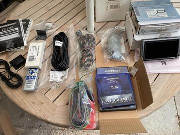 Diverse VDO Dayton navigatie onderdelen beschikbaar voor biedingen