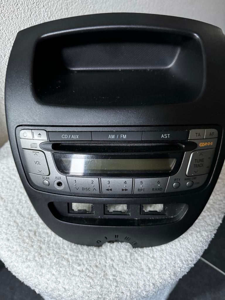 Toyota Aygo/Citroën C1 Radio - Werkend!, Ophalen of Verzenden, Gebruikt, Toyota