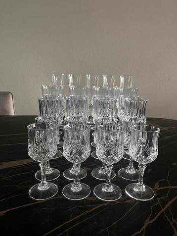 Chrystal d arc longchamp glasservies beschikbaar voor biedingen
