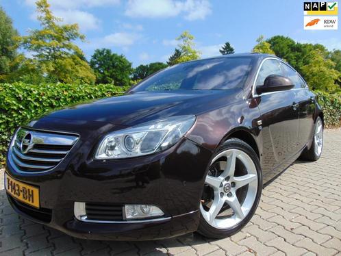 Opel Insignia 2.0 T Sport 4x4 , OPC Line , 6-Bak , Clima / C, Auto's, Opel, Te koop, Insignia, 4x4, ABS, Airbags, Airconditioning
