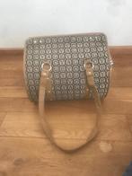 Hondenreistas, Ophalen, Zo goed als nieuw