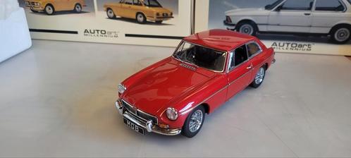 Autoart MG B GT coupe MK2, Hobby en Vrije tijd, Modelauto's | 1:18, Zo goed als nieuw, Auto, Autoart, Ophalen of Verzenden
