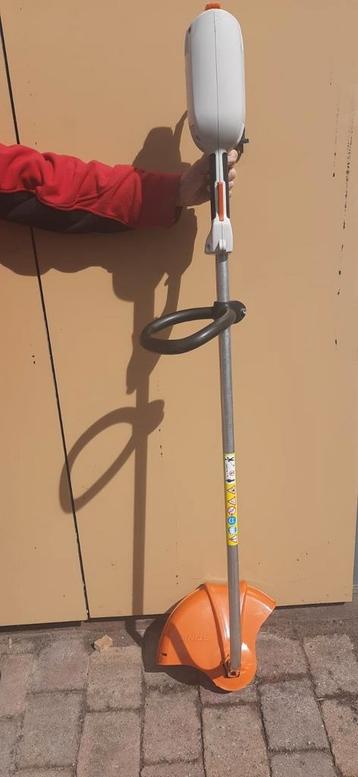 Stihl FSE 81 kantenmaaier / grastrimmer  beschikbaar voor biedingen