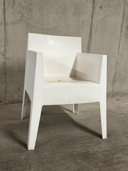 Toy Driade tuinstoel wit, Tuin en Terras, Tuinstoelen, Gebruikt, Kunststof, Stapelbaar, Ophalen