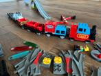 Duplo trein met twee bruggen, wissels en heel veel rails, Kinderen en Baby's, Speelgoed | Duplo en Lego, Duplo, Ophalen of Verzenden