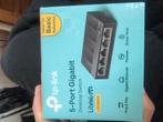 Netwerk switches, desktop switch tp link, Ophalen of Verzenden, Zo goed als nieuw