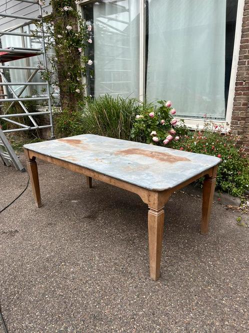 Tuintafel, houten onderstel met zinken blad!, Tuin en Terras, Tuintafels, Gebruikt, Rechthoekig, Hout, Ophalen