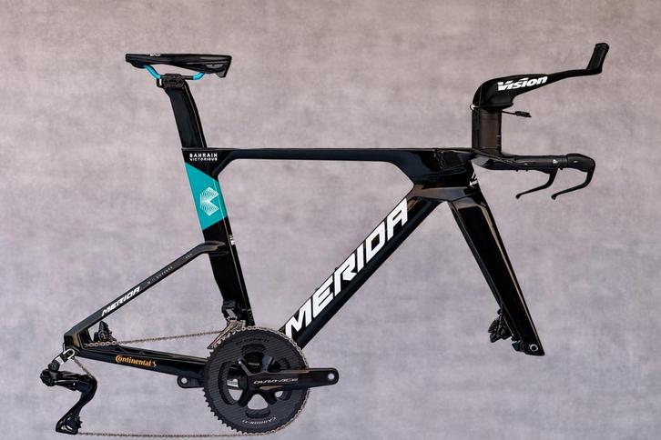 Tijdritfietsen Team Bahrein M Dura ace powermeter Disc, Fietsen en Brommers, Fietsen | Racefietsen, Zo goed als nieuw, Overige merken