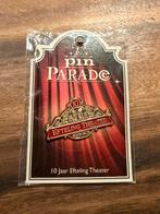 Efteling jubileum pin 10 jaar Efteling Theater op kaartje, Verzamelen, Ophalen of Verzenden, Zo goed als nieuw, Button of Speldje