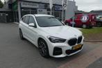 BMW X1 xDrive20d High Executive M Sport TREKHAAK AFNEEMBAAR, 2000 kg, Alcantara, Wit, Bedrijf