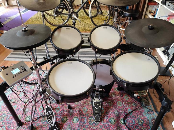 Atv esx-5 elektronische drum, Muziek en Instrumenten, Drumstellen en Slagwerk, Gebruikt, Overige merken, Elektronisch, Ophalen of Verzenden