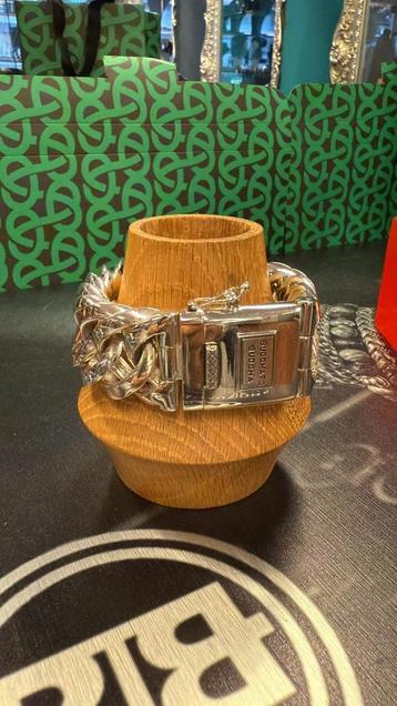 BUDDHA TO BUDDHA ARMBAND TYPE 160 F CHAIN XL 23 CM € 999,95 beschikbaar voor biedingen