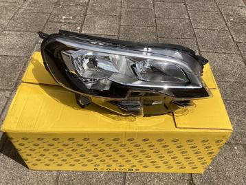 Peugot expert koplamp rechts bj2021 beschikbaar voor biedingen