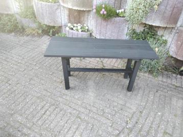  Tuinbankje/ tafeltje  van gebruikthout  90x32 x45  beschikbaar voor biedingen