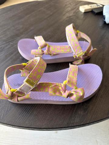 Vingino Slippers Meisje Maat 34 beschikbaar voor biedingen