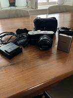 Samsung NX 100 met flitser en oplader, Ophalen of Verzenden, Zo goed als nieuw, Samsung, 8 keer of meer