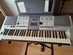 Yamaha PSR-E403 Keyboard + Standaard & Pedaal, Ophalen, Yamaha, Aanslaggevoelig, 61 toetsen