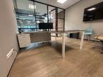 Zeer mooi bureau, Huis en Inrichting, Bureaus, Ophalen, Zo goed als nieuw