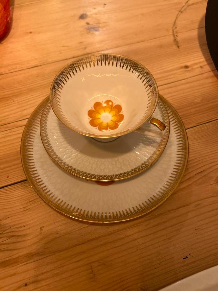 Vintage Retro Ontbijtset Goud/Oranje/Geel, Huis en Inrichting, Keuken | Servies, Gebruikt, Kop(pen) en/of Schotel(s), Overige stijlen