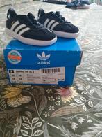 Schoentjes adidas mat19, Kinderen en Baby's, Babykleding | Schoentjes en Sokjes, Ophalen, Zo goed als nieuw, Jongetje of Meisje