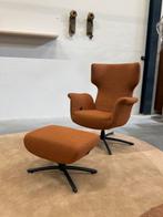 Nieuwstaat Label Van den Berg First Class Fauteuil met Poef, Huis en Inrichting, Fauteuils, Nieuw, 75 tot 100 cm, Ophalen of Verzenden