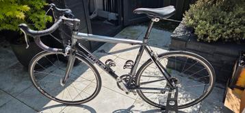 TREK racefiets framemaat 57 grijs/wit/zwart beschikbaar voor biedingen