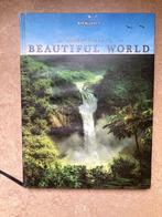 Lonely Planet - Beautiful World, Ophalen of Verzenden, Zo goed als nieuw, Reisgids of -boek, Lonely Planet
