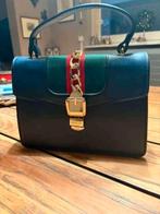 Mooie tas blauw leer met groen rood goud middenstuk 25x18 cm, Ophalen of Verzenden, Zo goed als nieuw, Blauw, Handtas