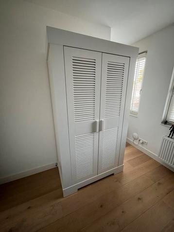 Bopita Feline Bed en kast beschikbaar voor biedingen