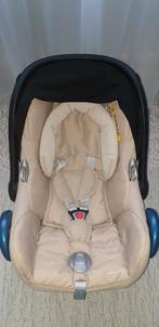 Maxicosi cabriofix beige en koeka voetenzak taupe, Ophalen, Zo goed als nieuw, 0 t/m 13 kg, Maxi-Cosi