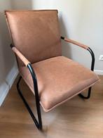 2x Fauteuil Moura soft cognac stof zwart metaal frame zgan, Huis en Inrichting, Fauteuils, Ophalen, Minder dan 75 cm, Zo goed als nieuw
