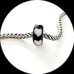 Trollbeads murano Wit Hart TGLBE-10251 / retired zwart, Glas of Kristal, Ophalen of Verzenden, Zo goed als nieuw, Trollbeads