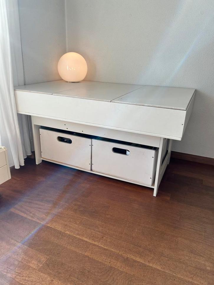 Legio/ Lego speeltafel met 2 stoeltjes, legio mogelijkheden, Kinderen en Baby's, Kinderkamer | Tafels en Stoelen, Gebruikt, Tafel(s) en Stoel(en)