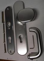 Hoppe aluminium voordeur veiligheidsdeurbeslag SKG2 PC72 L+R, Doe-het-zelf en Verbouw, Ophalen of Verzenden, Zo goed als nieuw